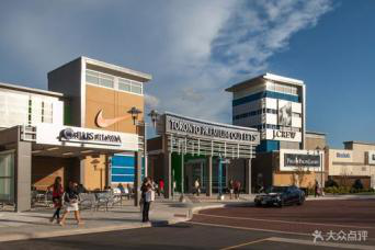 Toronto Premium Outlets, Ontario, Canada